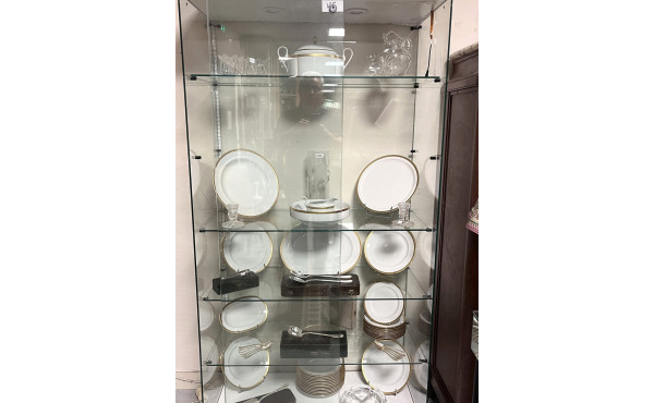 Eléments de service de table en porcelai