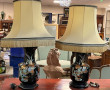 Paire de lampes décoratives dans le goût