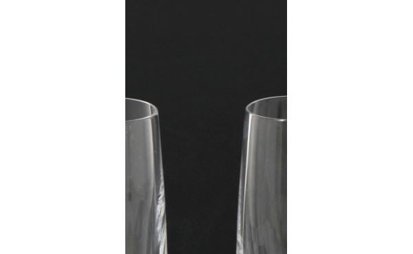 14 flûtes à champagne en cristal