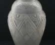 LEUNE - Vase en verre pressé moulé dépol