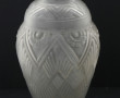 LEUNE - Vase en verre pressé moulé dépol