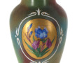 Vase en opaline peinte à décor d'iris po