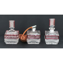 Nécessaire de toilette en verre moulé co