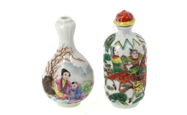 CHINE - Lot de 2 tabatières en porcelain