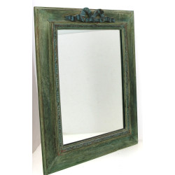 Miroir à encadrement en bois patiné vert