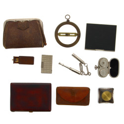 Lot de petits bibelots et objets : un an