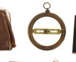 Lot de petits bibelots et objets : un an