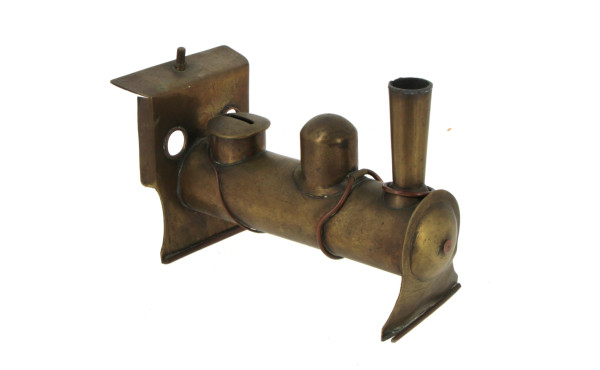 Objet en laiton en forme de locomotive, 