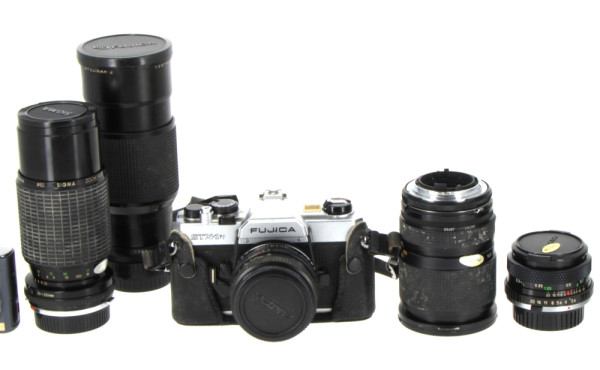 Appareil photo Olympus avec objectifs et