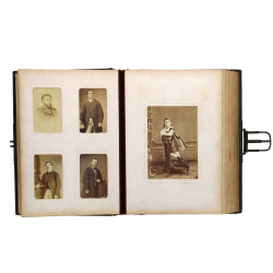 Album photos ancien relié cuir noir, con