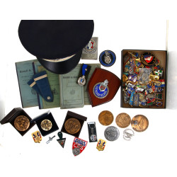 GENDARMERIE - Important ensemble d'insig