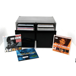 Casier de rangement de CD contenant des 