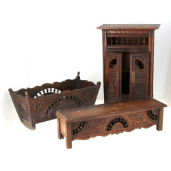 Trois petits meubles bretons miniatures 