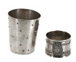 Timbale à décor d'étoiles et anneau de s