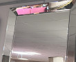 Grand miroir à parecloses moderne 117x87