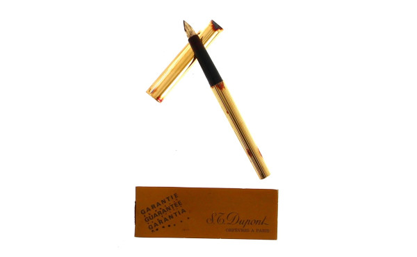 DUPONT - Stylo encre en vermeil, plume o