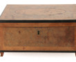 Coffret ancien en placage et marqueterie