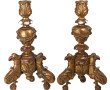 Paire de flambeaux anciens en bois sculp