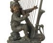 Jeune joueur de harpe, sujet en métal co