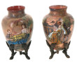 Paire de petits vases ovoïdes, circa 188