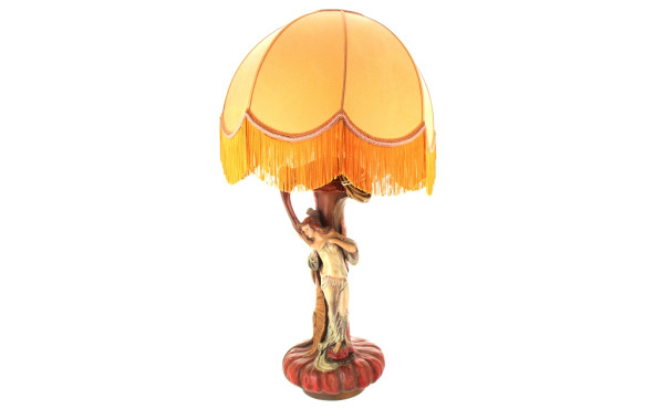 Vase circa 1900 en plâtre patiné à décor