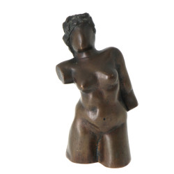 F. PATTE (Xxème) - "Nu féminin", sculptu