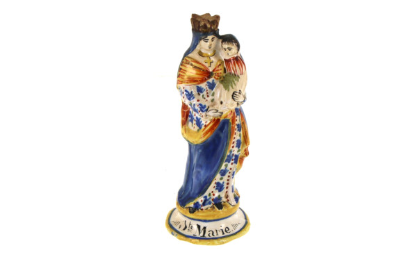 Ste MARIE - Statuette en faïence polychr