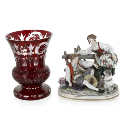 BOHEME - Vase gravé dans les tons rouge,