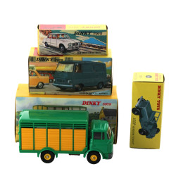 DINKY TOYS Atlas - 4 véhicules neufs en 
