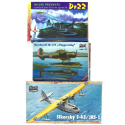 3 maquettes vintages d'hydravions 1/72