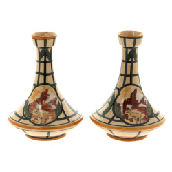 L.L. France - Paire de vases en faïence 