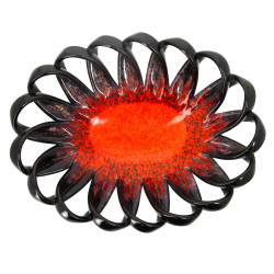 Coupe ovale en faïence noire et orangée,