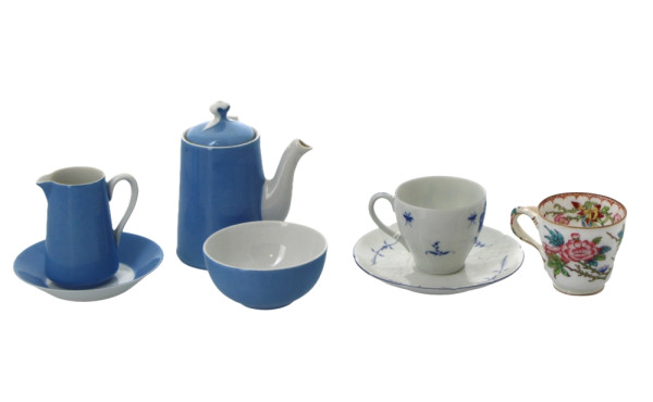 CHANTILLY - Tasse à moka et sous-tasse e