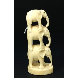 "Trois éléphants", sujet africain sculpt