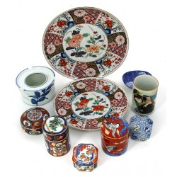 Lot de pièces en porcelaine asiatique mo