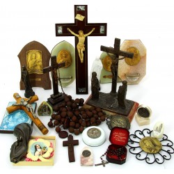 RELIGIOSA - Lot d'objets religieux dont 