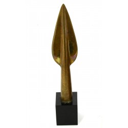 RMN - Pointe de flèche, bronze sur socle
