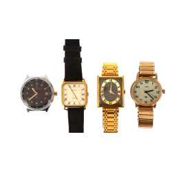 4 montres vintages dont 2 Tissot (foncti