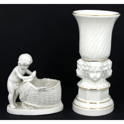 Vase en porcelaine blanche et filets or 