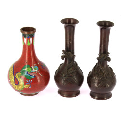 Chine ou Indochine - Paire de vases soli