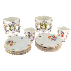 12 assiettes à gâteaux en porcelaine bla