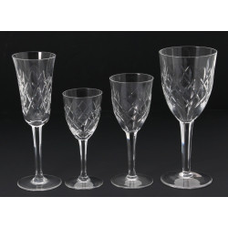 Service de verres à pied en cristal de L