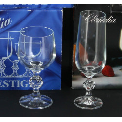 BOHEMIA Modèle "Claudia" - 12 verres à v