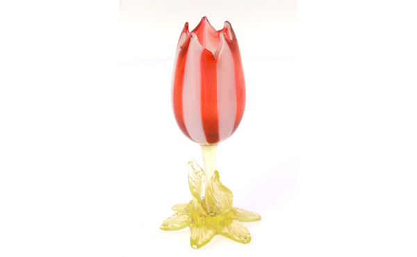 Original vase forme tulipe en verre de c