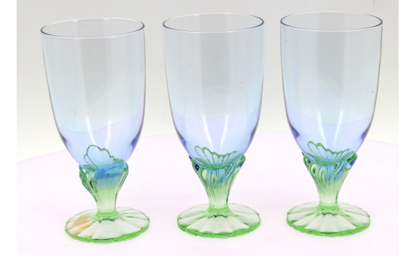 6 grands verres à pied (ou coupes à glac