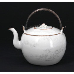 CHINE XIXème - Théière en porcelaine bla