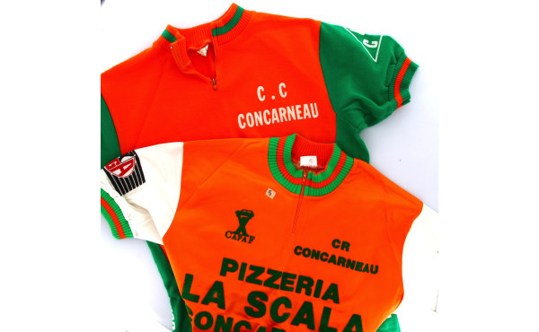 CYCLISME vintage - 2 maillots Concarneau