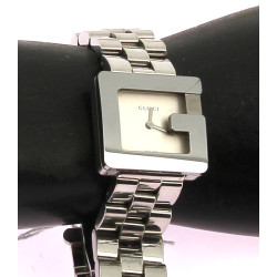 GUCCI - Montre bracelet de dame en acier