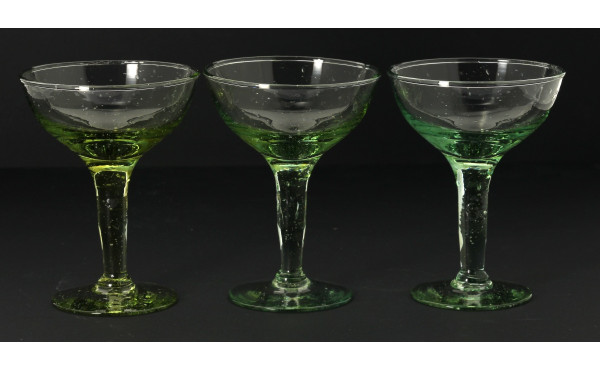 11 coupes à champagne en verre bullé tei