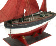 Maquette de bateau de pêche (gréement à 